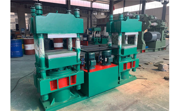 13 double station rubber vulcanizer1.jpg