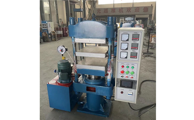 3 PLC rubber vulcanizer (2).jpg